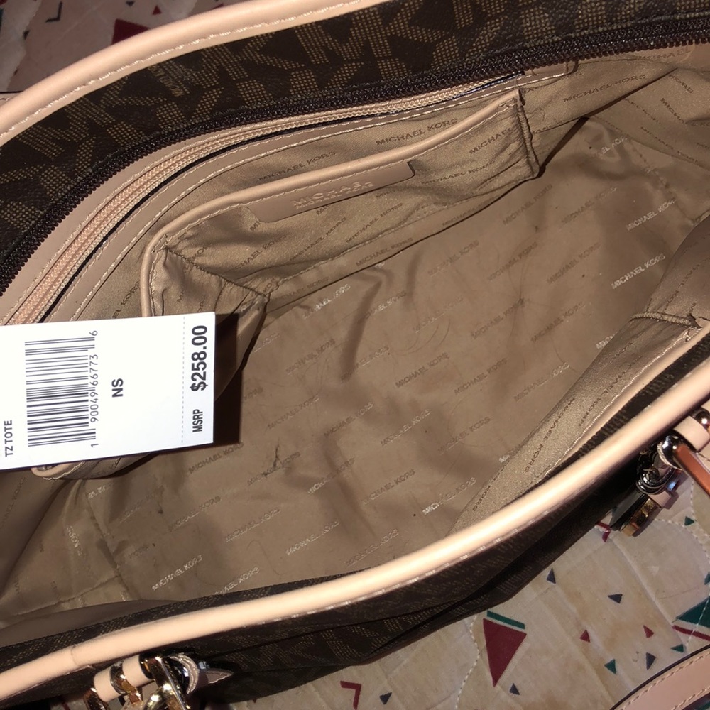 New purse - Picture 3 of 3